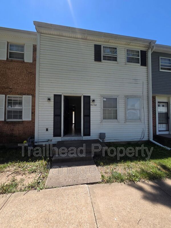 Building Photo - 6238 E 129 St