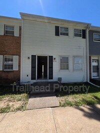 Building Photo - 6238 E 129 St