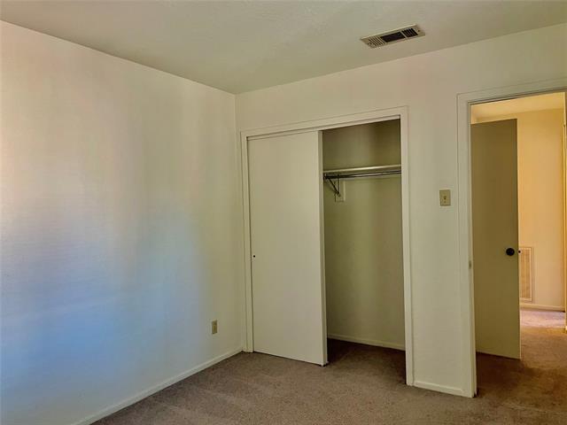 Building Photo - 2240 Tarpley Rd