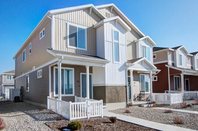 Building Photo - 63 N Veranda Ct