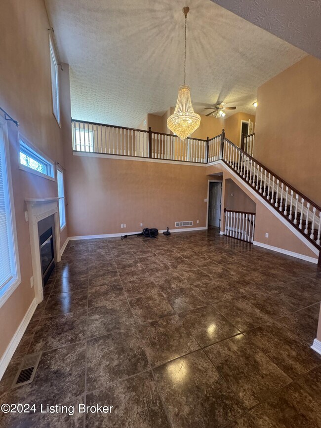 Building Photo - 14226 Academy Ridge Blvd