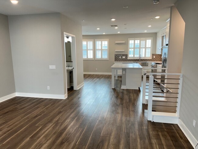 Building Photo - Cessna Lane