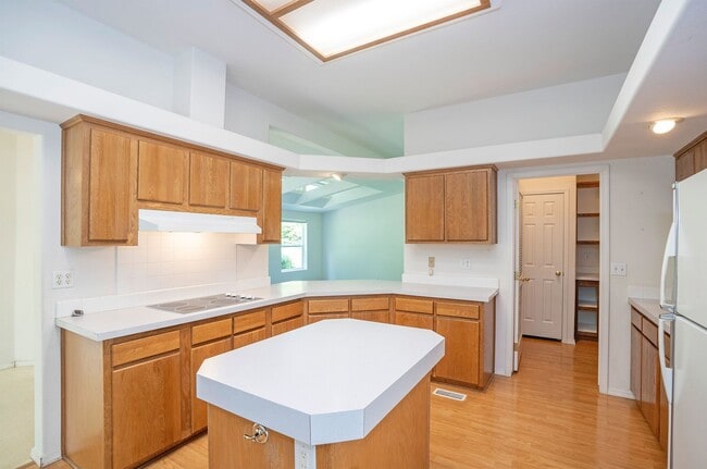 Building Photo - 3-Bedroom Gig Harbor Retreat with Private ...