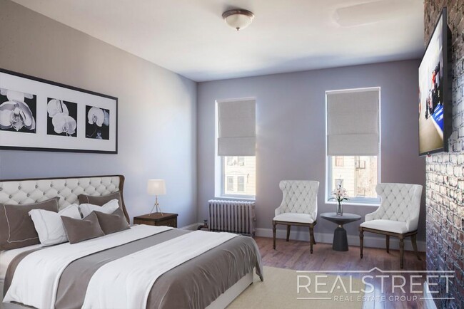 Primary Photo - 2 Bedroom Apartment in Crown heights with ...