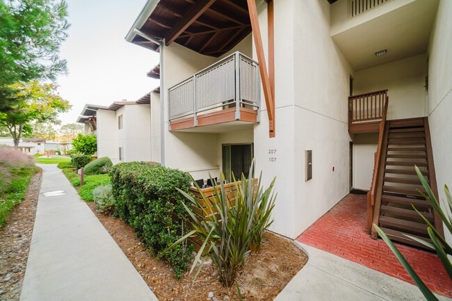 Building Photo - 1760 El Camino Real