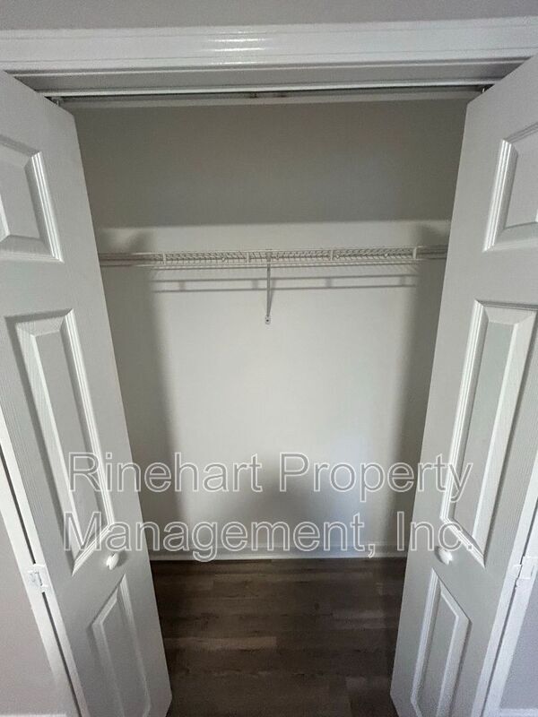 Building Photo - 1379 Pampas Cir