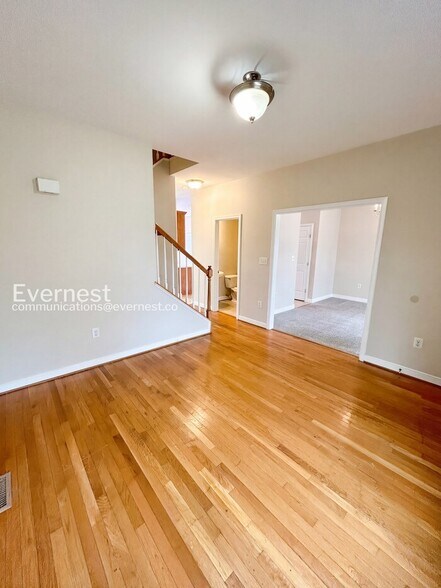 Building Photo - 1713 Jacquelin St