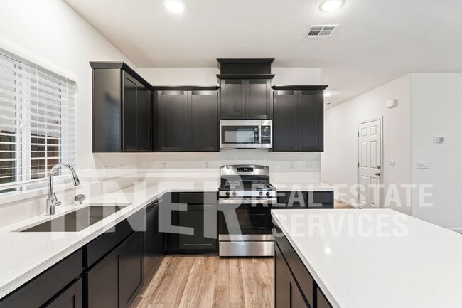 Building Photo - 5032 Cloudburst Wy