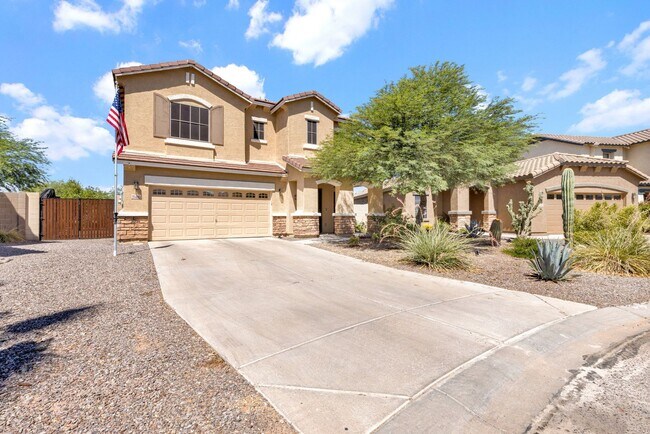 Building Photo - Stylish Home with Loft, Den, Great Room & ...