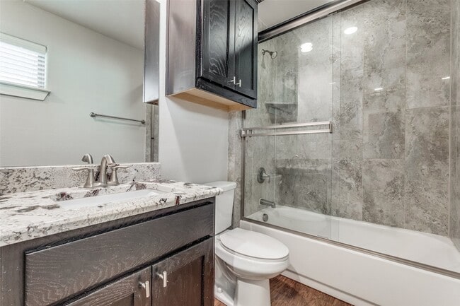 Building Photo - 4323 Dickason Ave