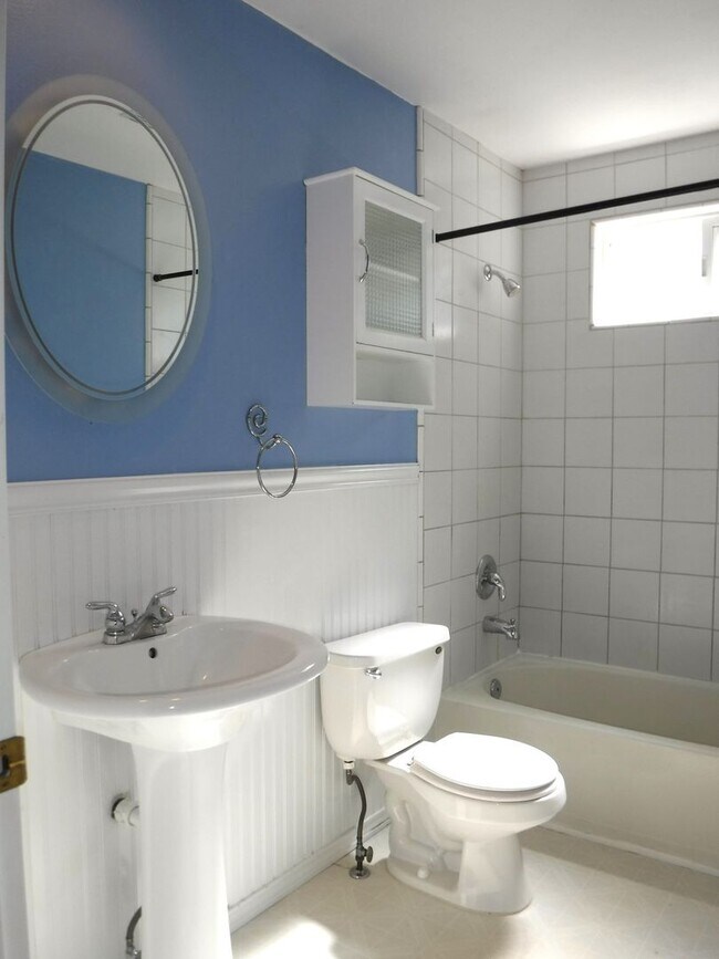 Building Photo - Beautiful Boise Bench home just off N Curtis and Northview St.