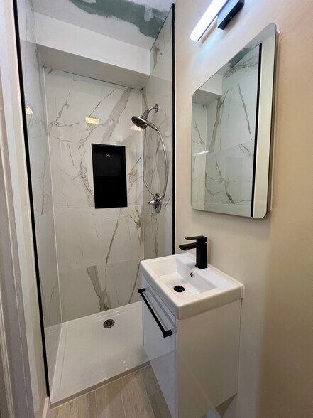 Shared bathroom - 1704 Cecil B Moore Ave