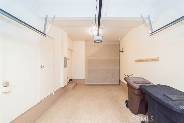 Building Photo - 132 Montara Dr