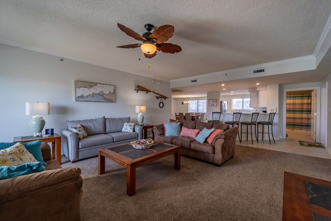 Building Photo - 105 63rd St