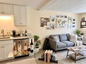 Building Photo - 21 Greenwood St