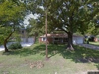 Building Photo - 3371 N Riverdale Rd