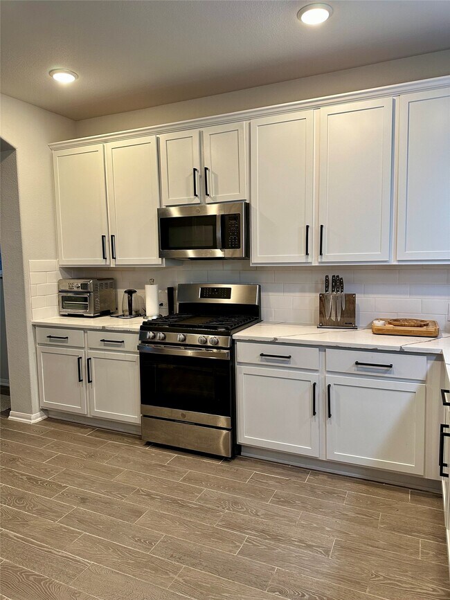 Building Photo - 15307 Davan Springs Dr