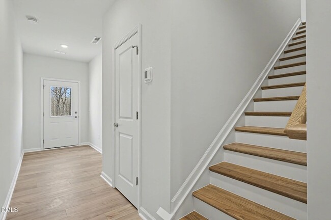 Building Photo - 3020 Everton Ave