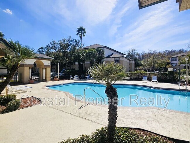 Building Photo - 17112 Carrington Park Dr