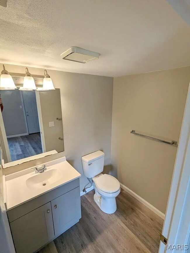 Building Photo - 709 Ganim Dr