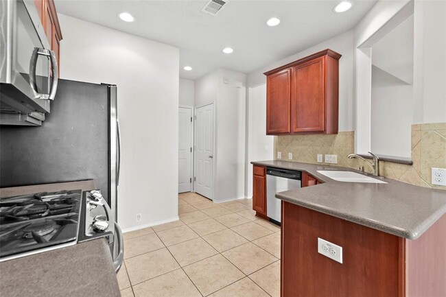 Building Photo - 13600 Breton Ridge St