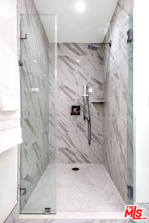 Building Photo - 1249 S Holt Ave