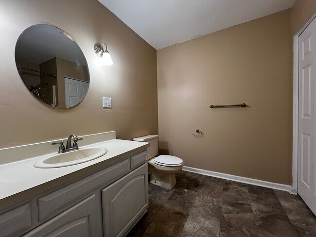 Building Photo - Available Soon! Country Living only Minutes to US 17