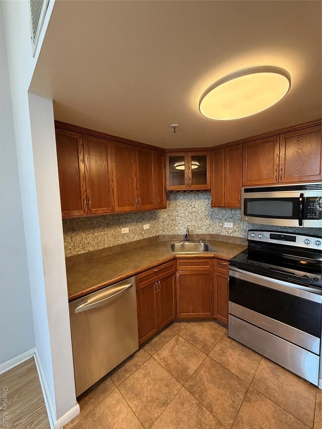 Building Photo - 55 McKinley Ave