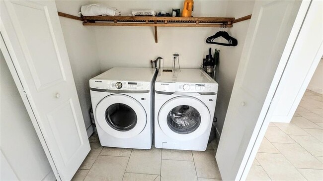 Building Photo - 4515 Spahn St