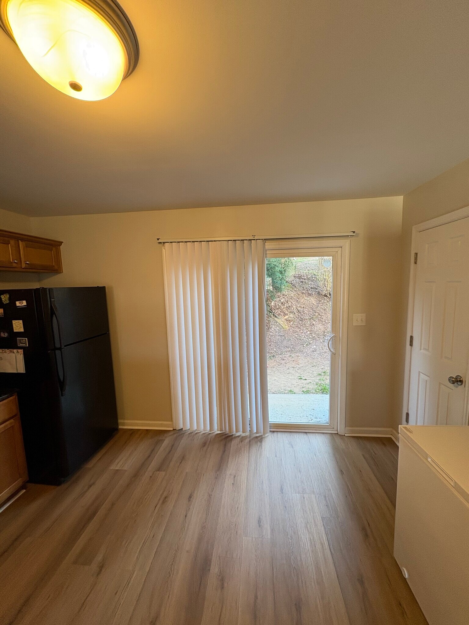 Building Photo - 1810 Broadway St