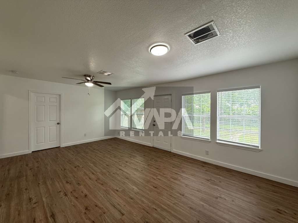 Building Photo - 118 Gaskin Dr