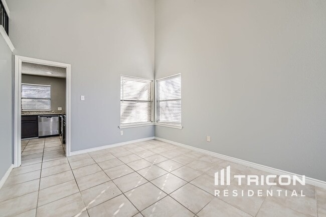 Building Photo - 2112 Churchill Downs Dr