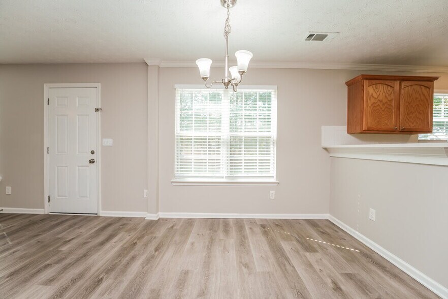 Building Photo - 3487 Temple Ridge Ct SW