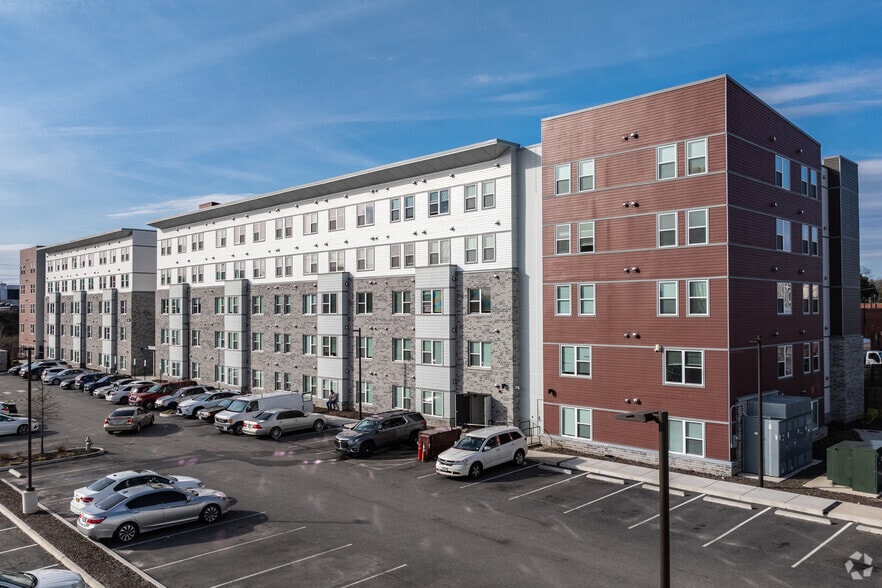 Primary Photo - The Foundry Apartments