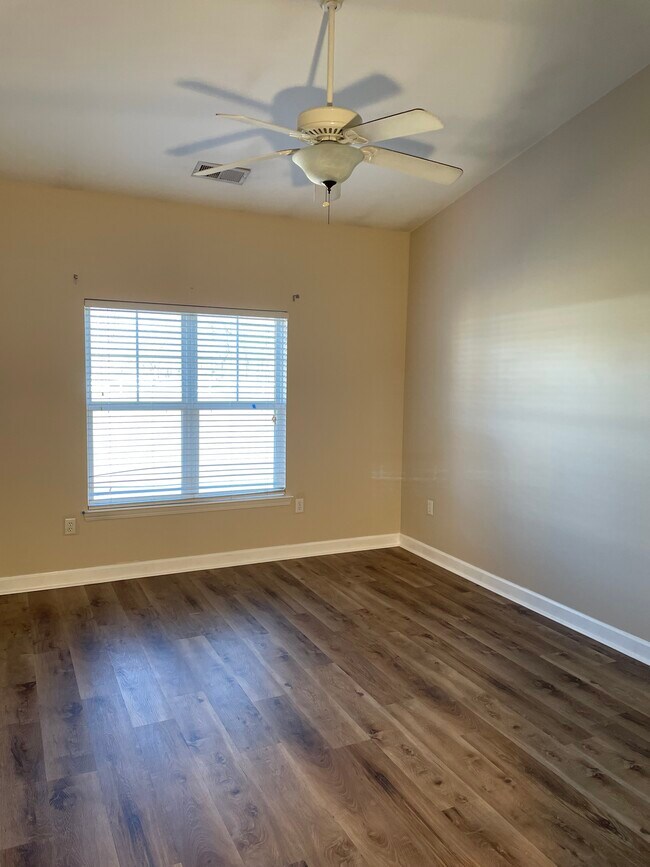 Building Photo - 17023 Doe Valley Ct