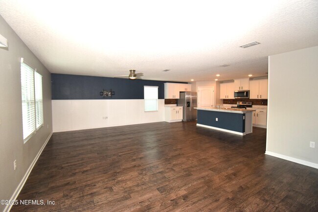 Building Photo - 11513 Stickleback Ln