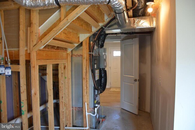 Building Photo - 14 Tadpole Landing Rd