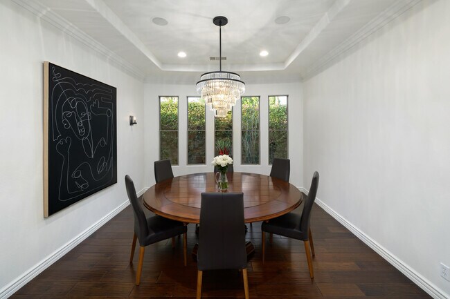 Building Photo - 48532 Bighorn Dr