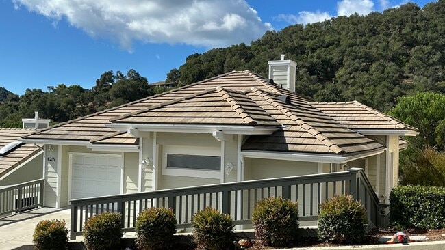 Primary Photo - 6213 Kestrel Ln