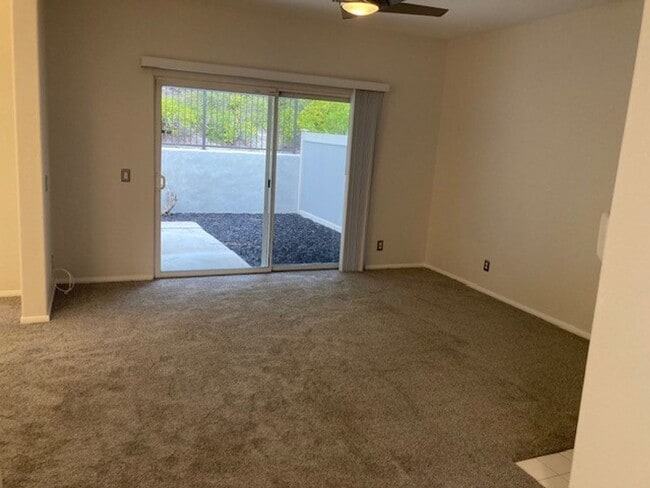 Building Photo - 3 Bedroom 3 Bath Home Located in the gated...