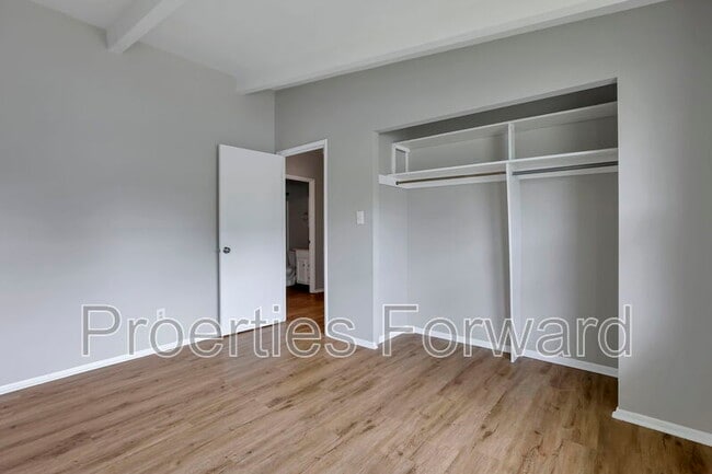 Building Photo - 873 Joyful St