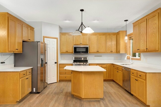 Building Photo - 10935 Eagle View Pl