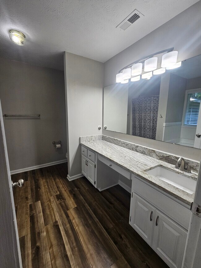 Building Photo - 6483 Gaddis Dr