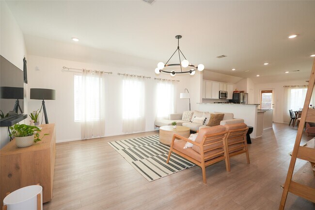 Building Photo - 8446 Manta Ray Dr