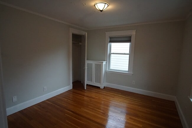 Building Photo - 20 Potomac St