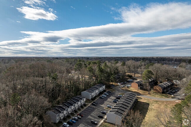 Building Photo - Keswick South Apartments