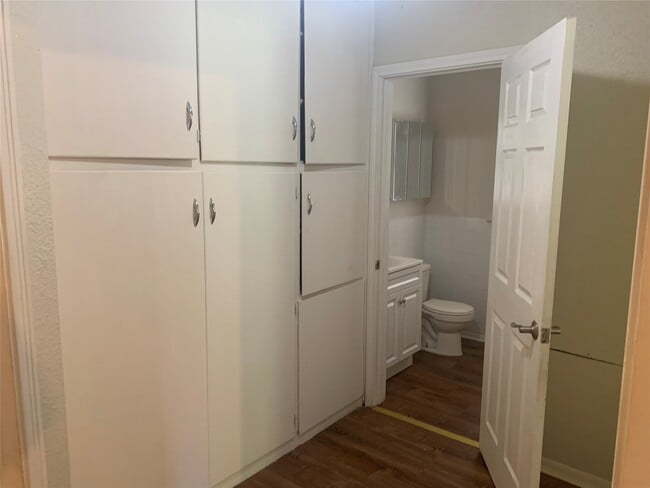 Building Photo - 1412 15th St