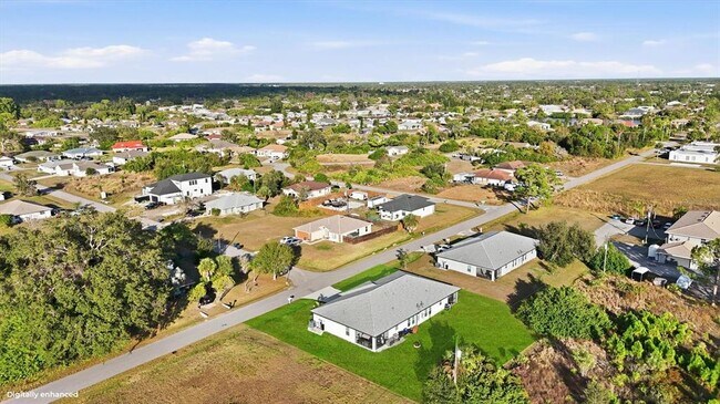 Building Photo - 12025 Saragossa Ln