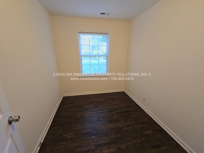 Building Photo - Affordably Price Ranch Home