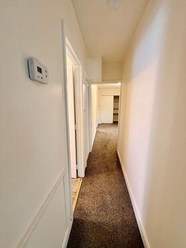 Building Photo - 8921-25 Frankford Ave